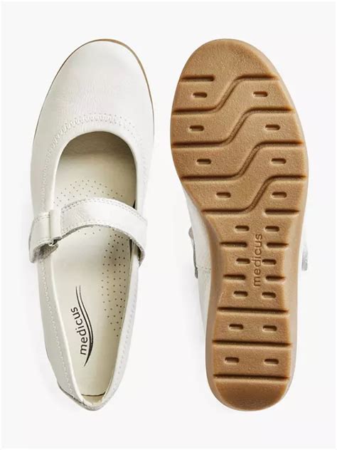 Medicus Shoes for Women .